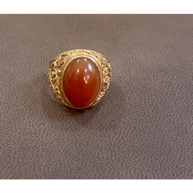 Modern 7 Carat Jasper Cabochon 18 Karat Yellow Gold Classic Wide Ring For Sale - Image 3 of 8