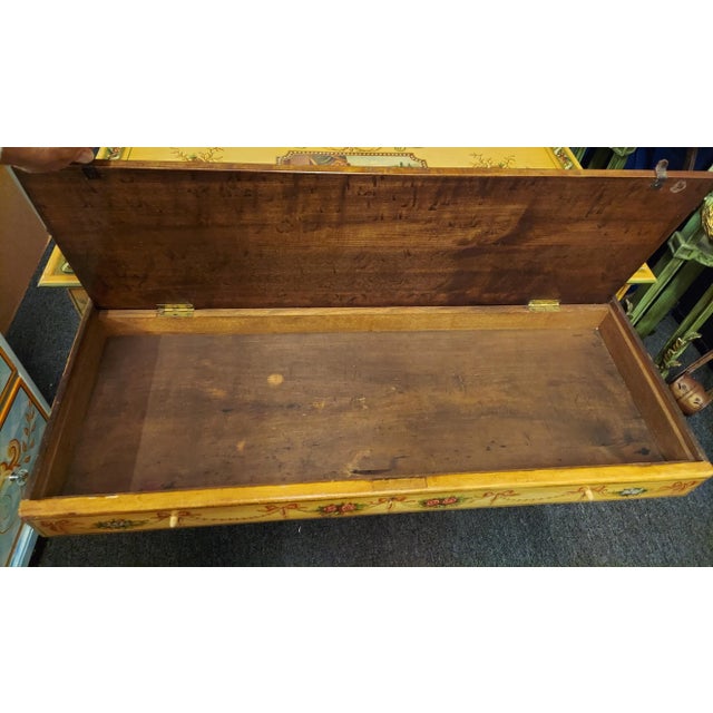 Green Early 19th Century English Paint Decoration Kneehole Desk For Sale - Image 8 of 9