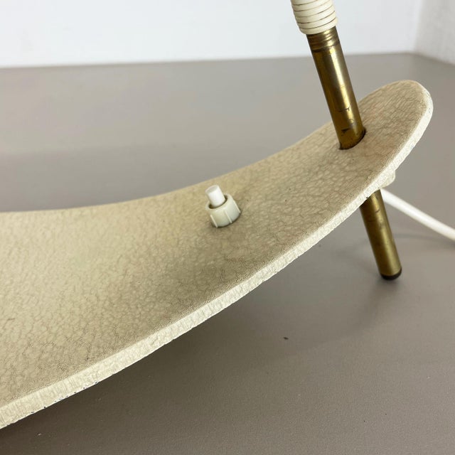 Beige Modernist Bauhaus Desk Light in Metal and Brass, Austria, 1950s For Sale - Image 8 of 18