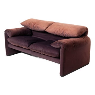 Maralunga 2-Seater Loveseat Sofa by Vico Magistretti for Cassina, Italy, 1980s For Sale