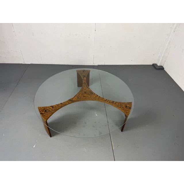 Mid-Century Modernist Round Wenge and Glass Coffee Table, 1960s For Sale - Image 14 of 16