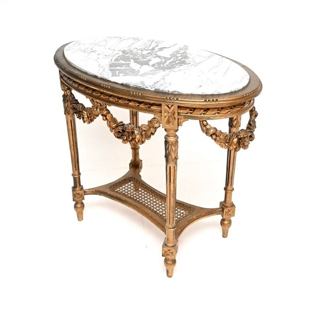 Antique French Carved Gilt Wood Occasional Table with Marble Top, 1890 For Sale - Image 3 of 11