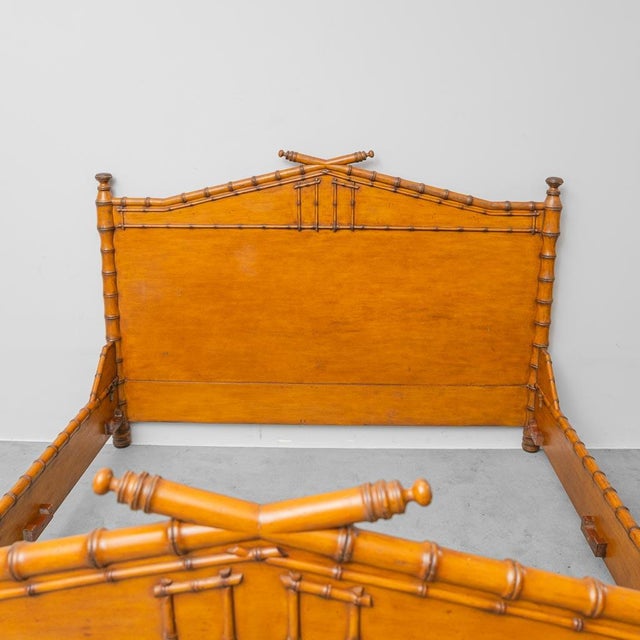 French-style double bed. Fully wood and bamboo frame. Excellent condition. Normal signs of wear, as shown in photos.
