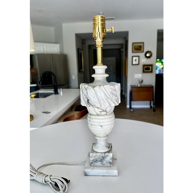 Italian Single Italian Urn Neoclassic Alabaster Table Lamp For Sale - Image 3 of 15