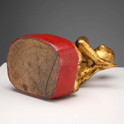 Wood Worshipper in Carved Gilded Wood For Sale - Image 7 of 9