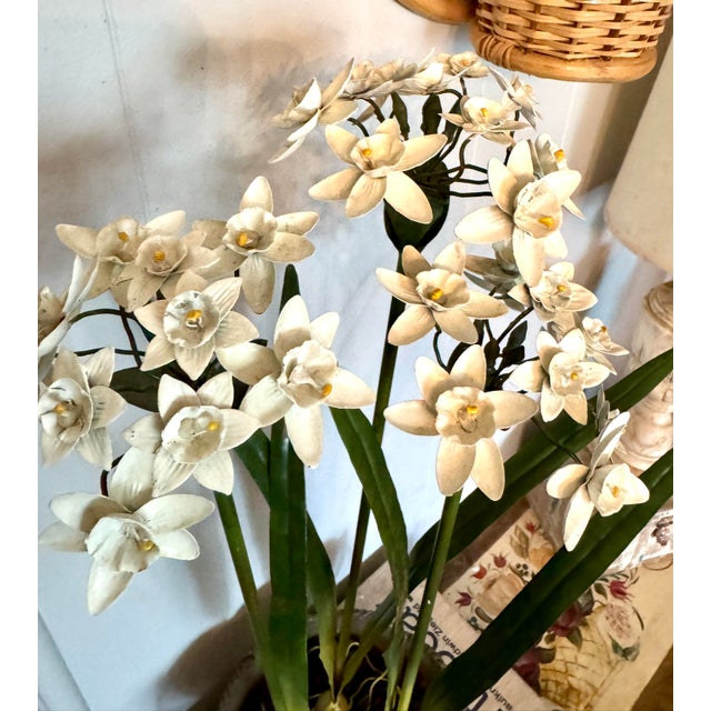 Vintage Mid-Century White Tole Narcissus Floral Arrangement Botanical Paperwhites Sculpture Circa 1950s For Sale - Image 9 of 11
