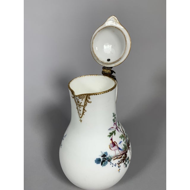 Covered Porcelain Water Jug ​​from Sèvres, 1757 For Sale - Image 14 of 15