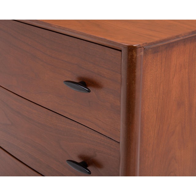 Brown T.H. Robsjohn-Gibbings Widdicomb Walnut Klismos Saber Leg Six Drawer Dresser For Sale - Image 8 of 14
