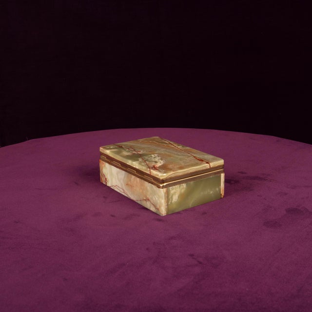 Green Onyx and Brass Lidded Catch-All Box, Italy, 1970 For Sale - Image 3 of 18
