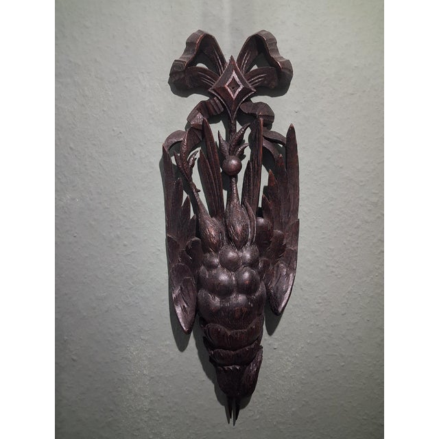 Antique Black Forest Wall Ornaments in Hand-Carved Walnut, 1890s, Set of 2 For Sale - Image 4 of 5
