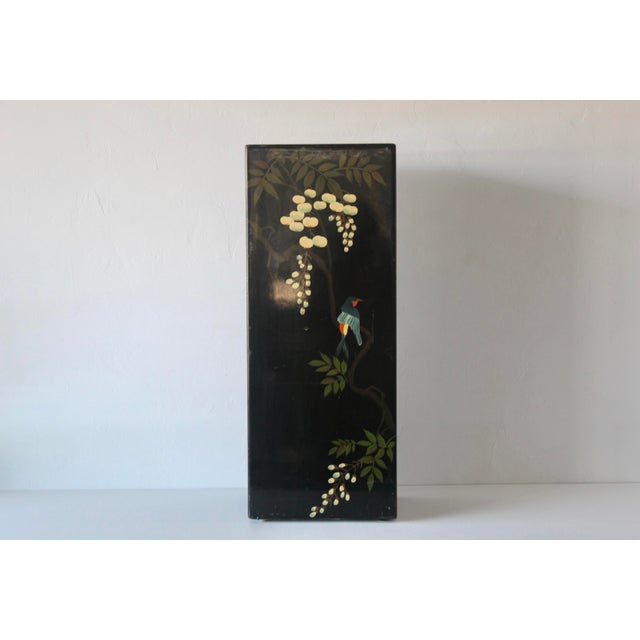 1970s Asian Floral Black Lacquered Pedestal Plant Stand For Sale - Image 14 of 18