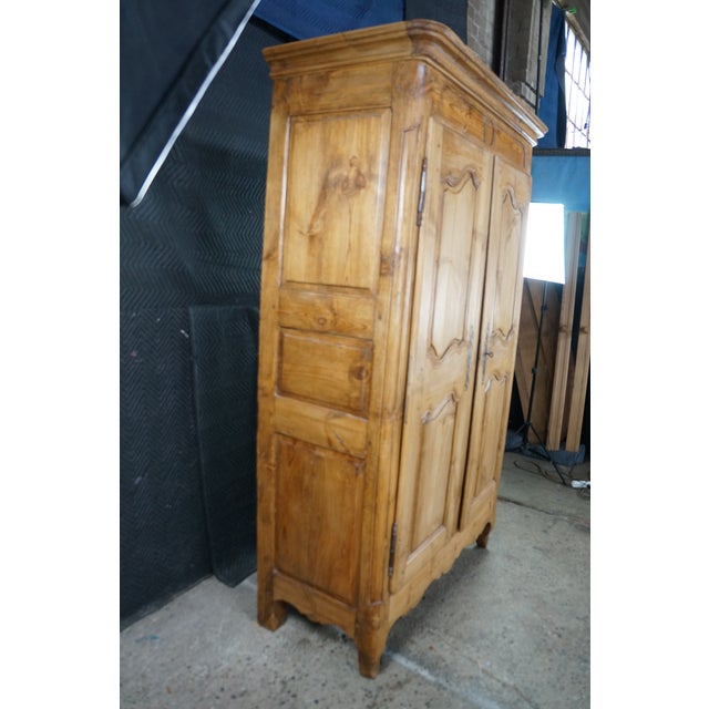 Antique 19th C. French Provincial Louis XV Pine Wardrobe Armoire Media Cabinet For Sale - Image 13 of 17