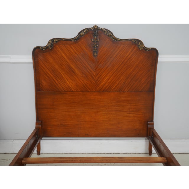 French Pair of French Style Marquetry Inlaid Satinwood Twin Beds For Sale - Image 3 of 16