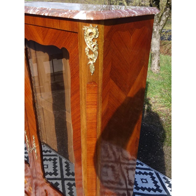 Small Louis XV Marquetry Display Case, 1950s For Sale - Image 16 of 18