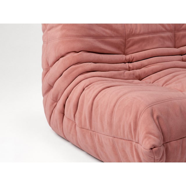 Togo Sofa Set in Pink by Michel Ducaroy for Ligne Roset, Set of 5 For Sale - Image 12 of 14
