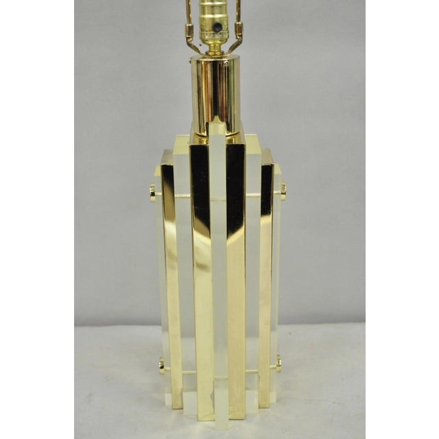 Mid-Century Modern Vintage Mid Century Modern Lucite & Brass Cityscape Skyscraper Table Lamp For Sale - Image 3 of 12