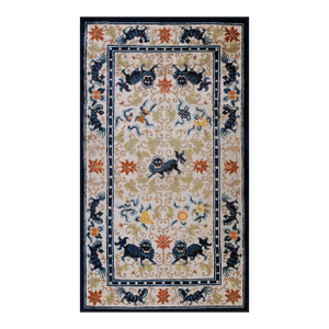 Early 20th Century Chinese Silk Carpet ( 4' x 7' - 122 x 215 cm )