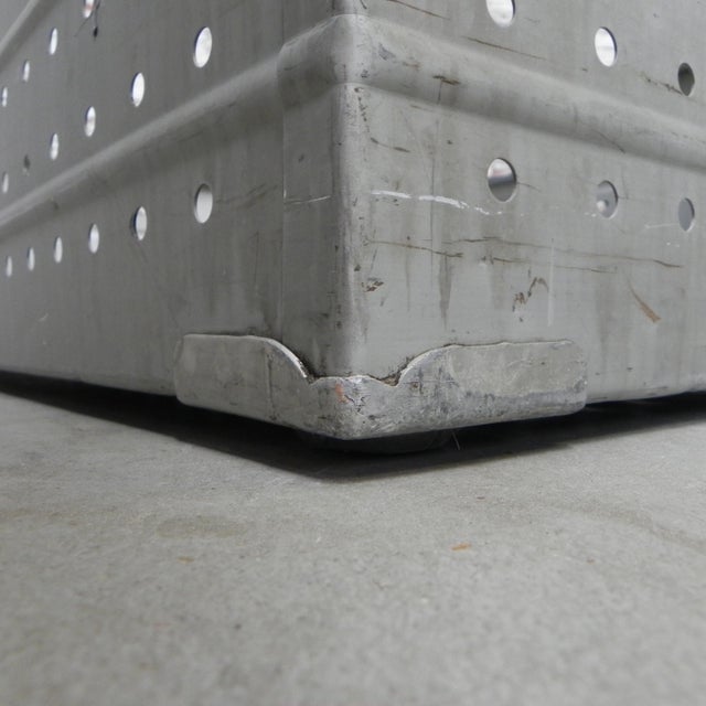 Silver Vintage Industrial Aluminum Trunk, 1960s For Sale - Image 8 of 18