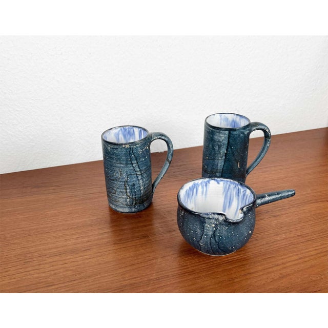 Brutalist Vintage Brutalist German Studio Pottery Bowl and Mugs by Gerhard Liebenthron, 1984, Set of 3 For Sale - Image 3 of 18