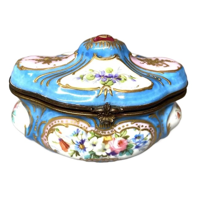 1840s French Sèvres Louis XVI Turquoise Porcelain Box For Sale