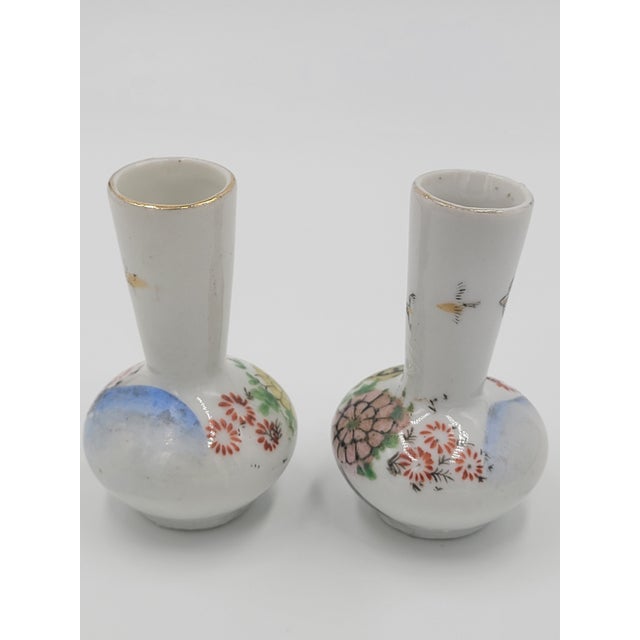 Mid 20th Century Miniature Japanese Hand-Painted Bird & Floral Bud Vases - Pair For Sale - Image 11 of 12