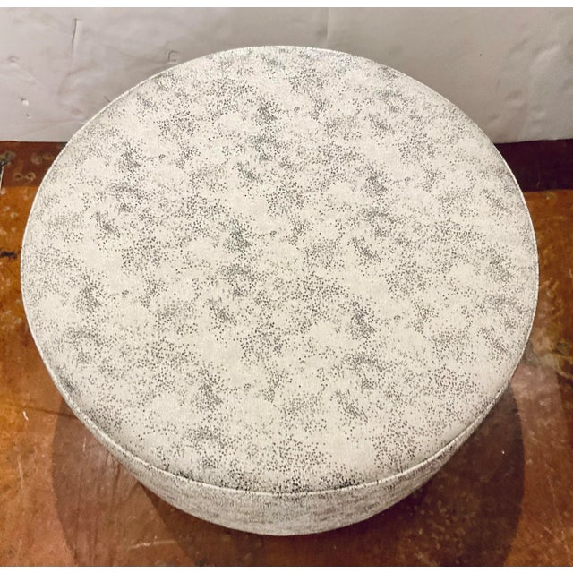 Abstract Norwalk Abstract Modern Large Black and White Round Fulton Ottoman For Sale - Image 3 of 4
