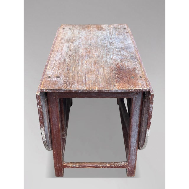 Early 19th Century 19th Century Swedish Painted Drop-Leaf Dining Table, 1810 For Sale - Image 5 of 13