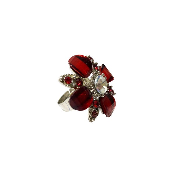 Vintage Ring Silver Tone With Unique Flower Shape Size 12 Resizable For Sale - Image 4 of 6