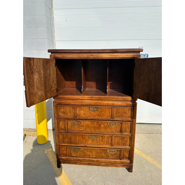 Brown 1980s Thomasville Mystique Collection Campaign Chest For Sale - Image 8 of 12