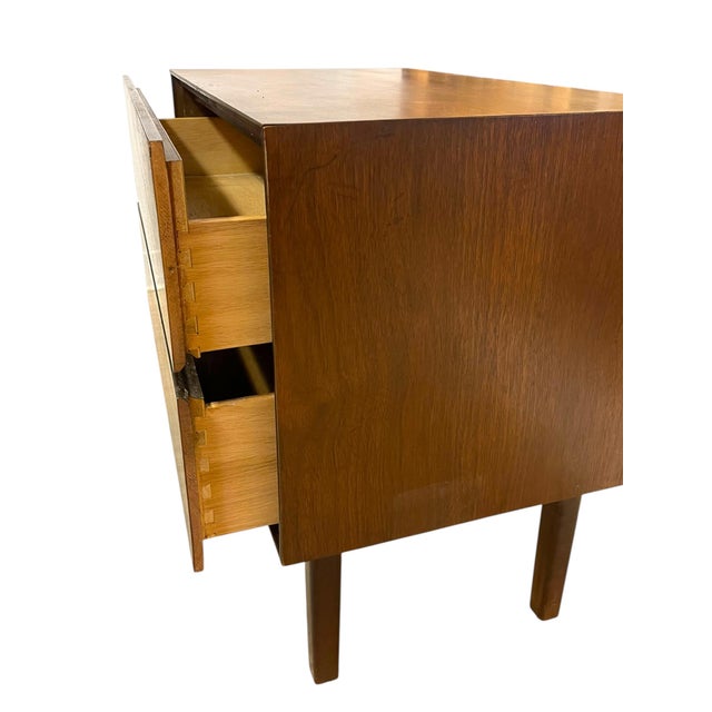 Vintage Mid-Century Modern Walnut-Toned Accent Table With Two Dovetail Drawers For Sale In Seattle - Image 6 of 10