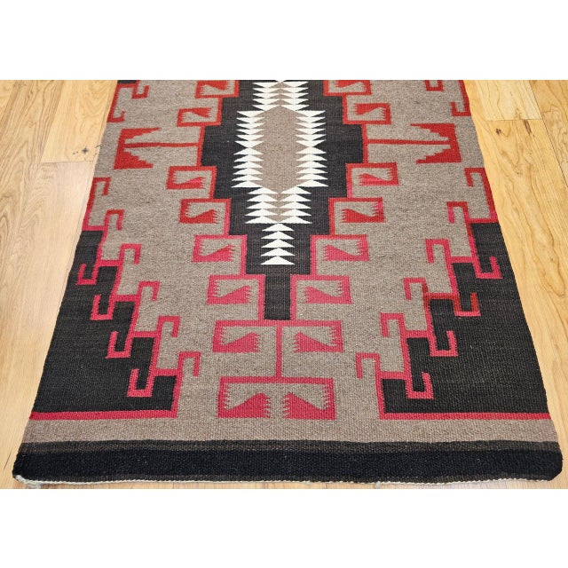 Textile Vintage Native American Navajo Rug, Handwoven Wool, Medallion Pattern, 2x4 For Sale - Image 7 of 12
