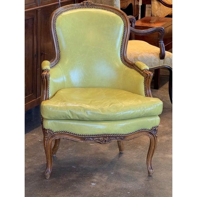 French 1920s Bergère in Leather For Sale - Image 3 of 11