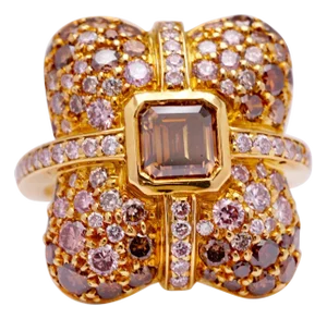 Great Lawn Fancy Colored Diamond Simon Ardem New York Fall Collection Ring