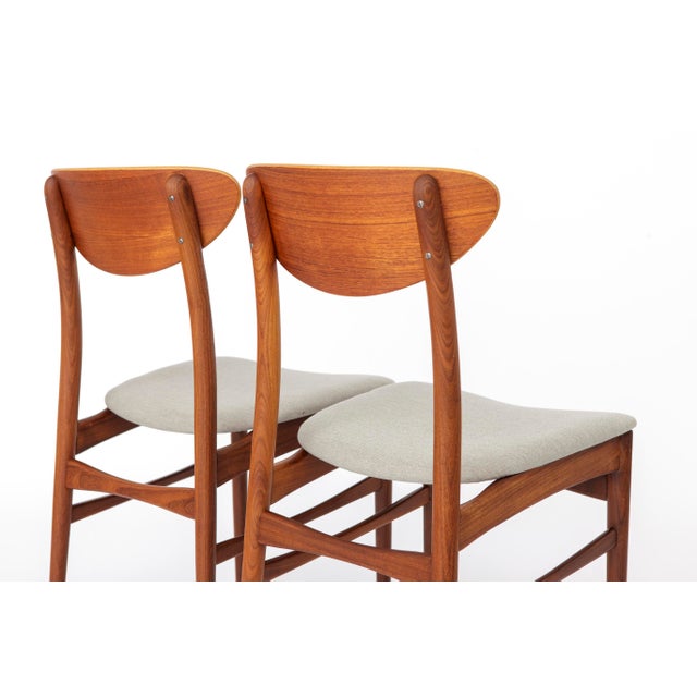Wood Vintage Scandinavian Danish Teak Dining Chairs in Light Grey Seats, 1960s, Denmark, Set of 4 For Sale - Image 7 of 10