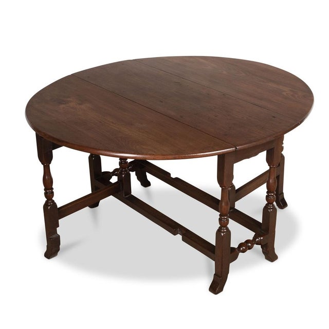 Mid 18th Century Geo II Walnut Drop Leaf Dining Table, 1740 For Sale - Image 5 of 12