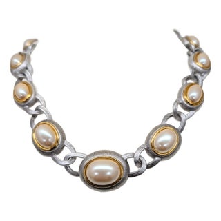 Vintage 1990s Signed Monet Rhodium Plated Faux-Pearl Link Collar Necklace For Sale