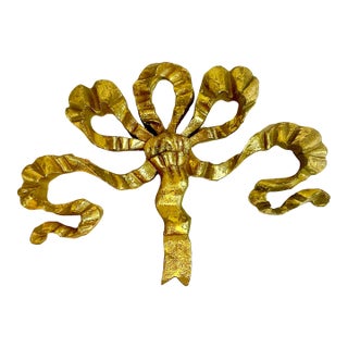 Vintage Hollywood Regency Gilt Wood Bow Wall Decor Object. For Sale