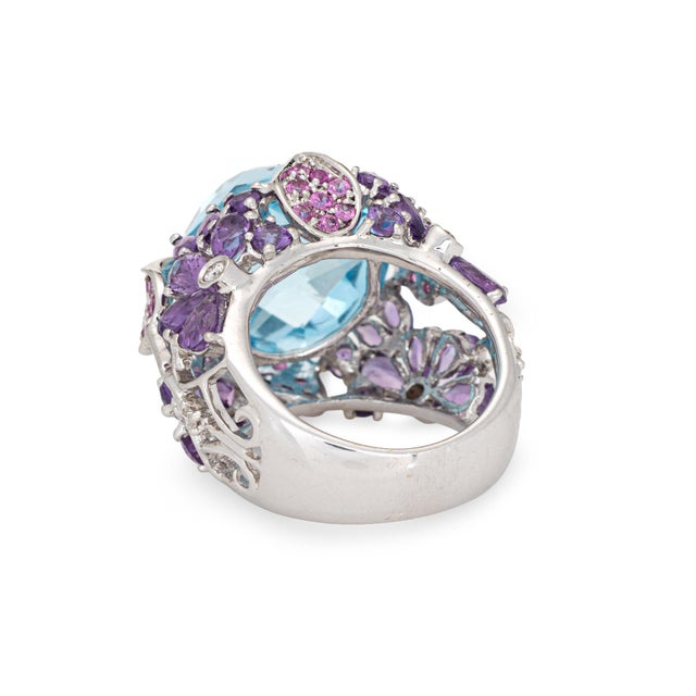 Early 21st Century Blue Topaz Amethyst Cocktail Ring Sz 7 18k White Gold Flowers Vines Fine Jewelry For Sale - Image 5 of 7