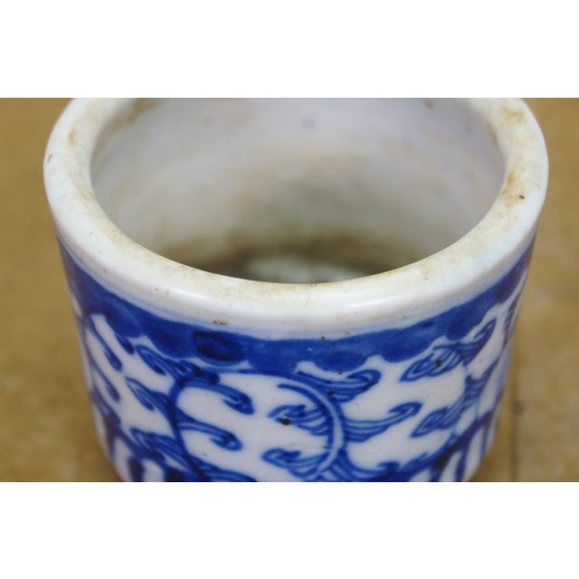 Ceramic Antique 19th C Chinese Porcelain Blue & White Brush Pot Cachepot Flower Planter For Sale - Image 7 of 9