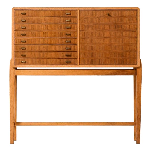 Cabinet attributed to Carl-Axel Acking, Sweden For Sale