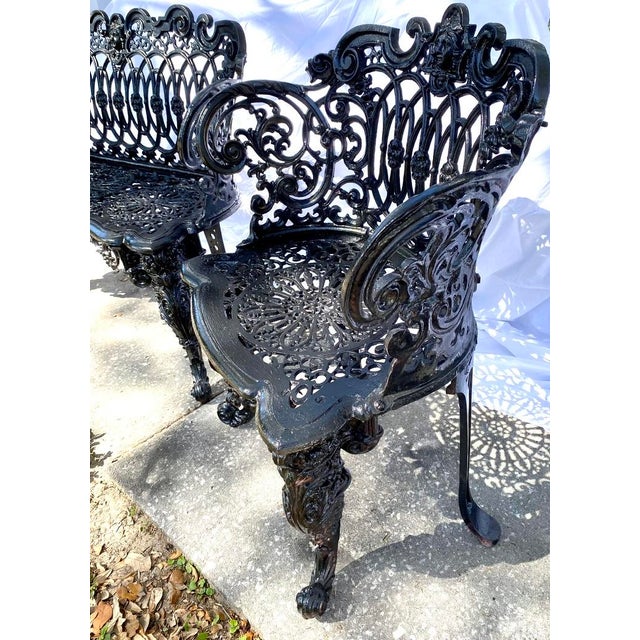 Early 20th Century Victorian Betsy Ross Pattern Cast Iron Garden Settee & Armchair, Set of 2 For Sale - Image 16 of 18