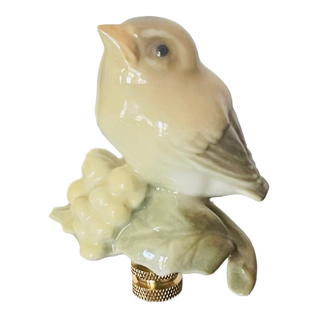 Vintage 20th Century Capodimonte Porcelain Bird as Lamp Finial For Sale