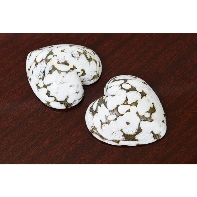 Vintage Murano Glass Heart Sculptures Paperweights 50's Pair of White, Gold For Sale - Image 9 of 12