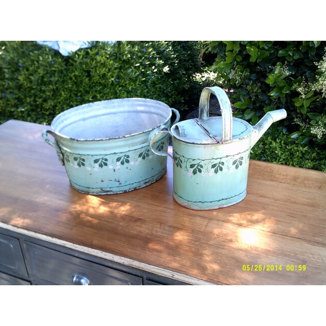 These are two amazingly beautiful foot bath and water can for display in you're home to add to the beauty of you're home!