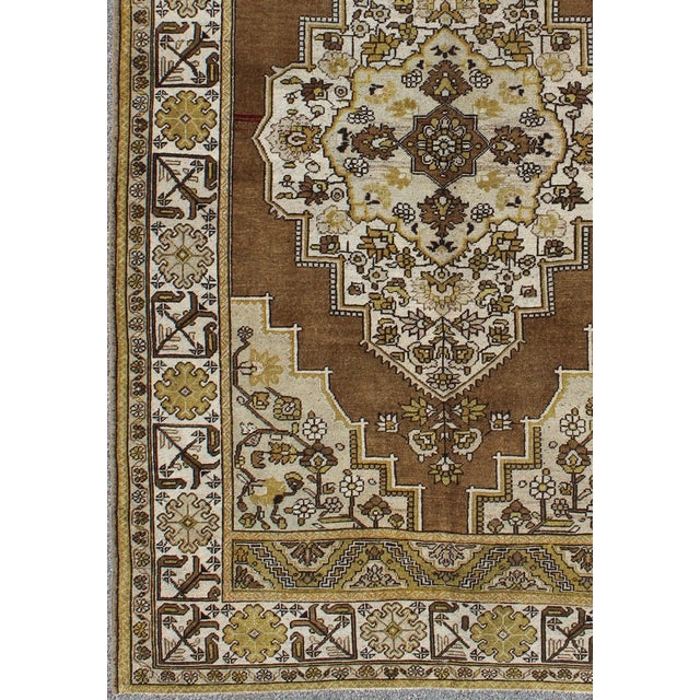 Mid 20th Century Mid 20th Century Mocha Brown, Chartreuse Vintage Turkish Oushak Rug With Ornate Floral Medallion For Sale - Image 5 of 9