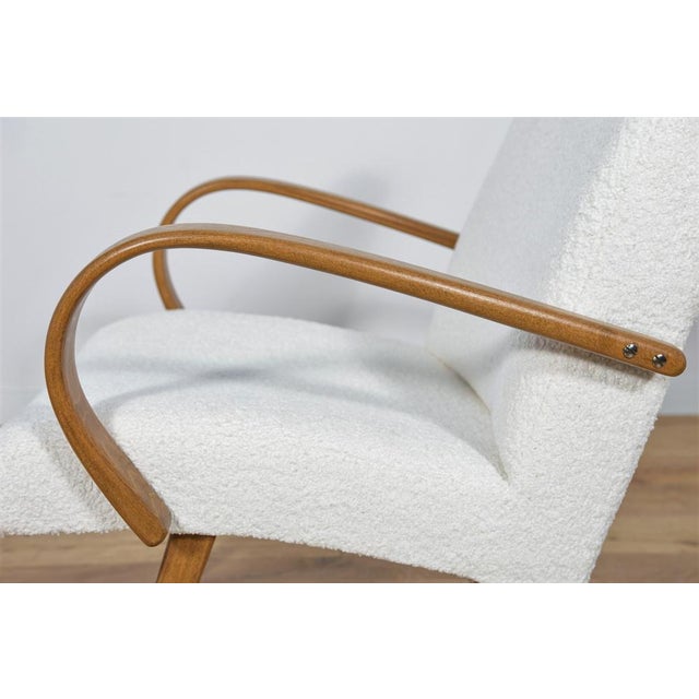 Model 53 Armchair by Jaroslav Smidek for Ton, 1960s For Sale - Image 9 of 17