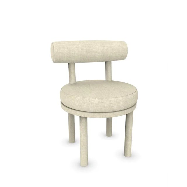 A chair that mixes both modern and classical design approaches. Designed to hug the body, durable and solid chair features...