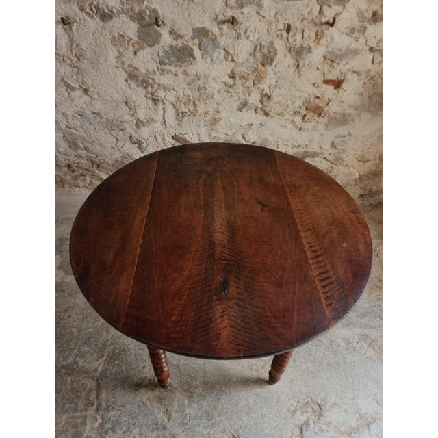 Antique French Walnut Drop-Leaf Round Table, 1890s For Sale - Image 6 of 18