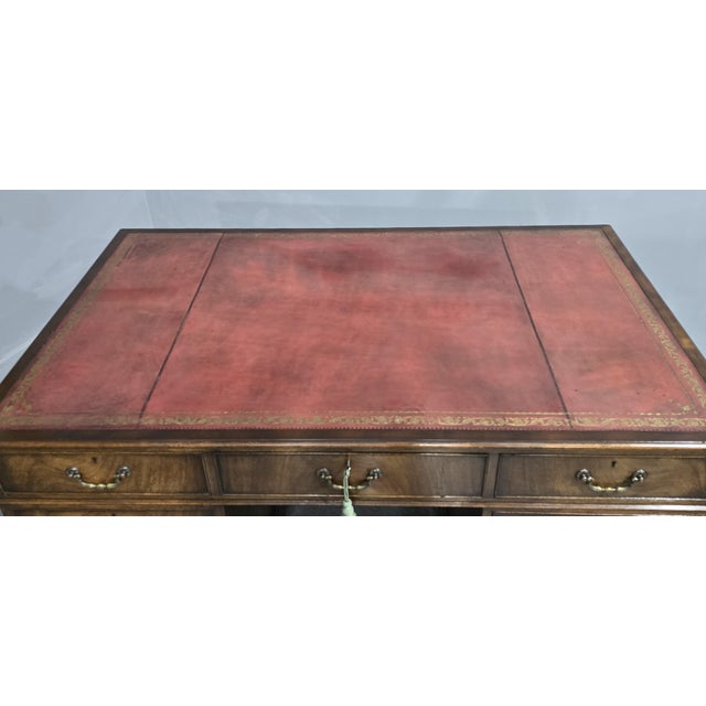 Antique Mahogany Partners Desk, 1910 For Sale - Image 4 of 15