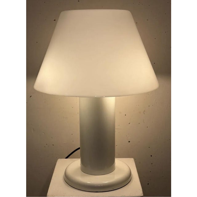 White Lacquered Table Lamp by Guzzini, 1970s For Sale - Image 6 of 8